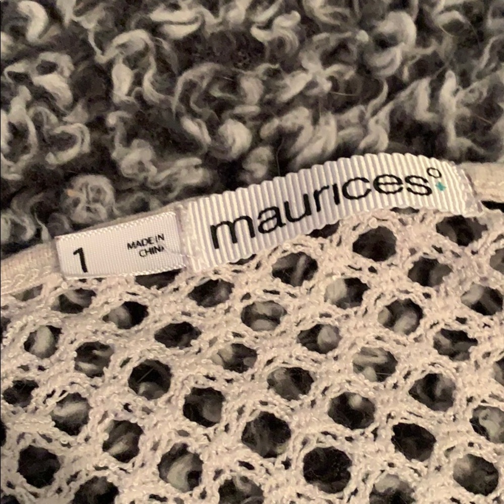 Aztec Pattern Tank Top - Picture 3 of 3